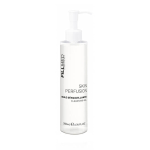 FILLMED Skin Perfusion Cleansing Oil is an effective light coconut-based cleansing oil. FILLMED Cleansing Oil will remove all types of make-up, cleanse the skin and leave it soft and nourished.