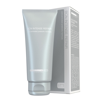 BCN INTENSE REPAIR is an intensive prebiotic, moisturising and repairing treatment. Due to its rich formula, it works best as a night cream or as an extracalming, refreshing mask. 